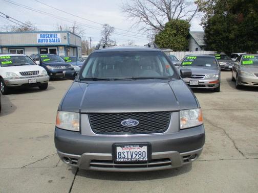 Photo 3 of 14 of 2005 Ford Freestyle SEL
