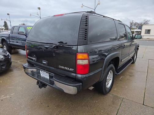 2003 Chevrolet Suburban 1500 LT