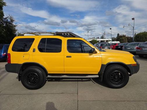 2004 Nissan Xterra XE