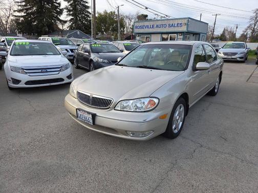 2000 INFINITI I30 Touring