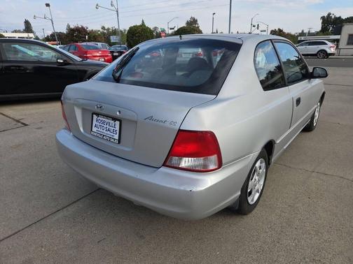2001 Hyundai Accent GS