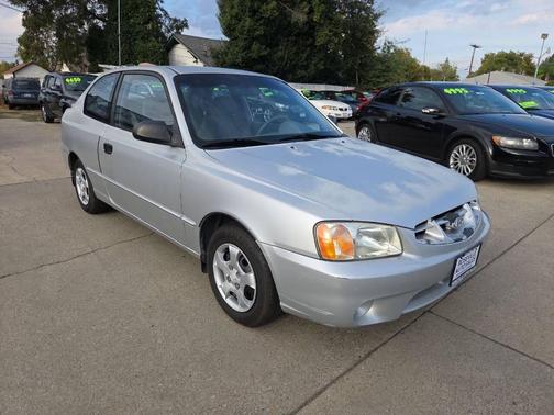 2001 Hyundai Accent GS