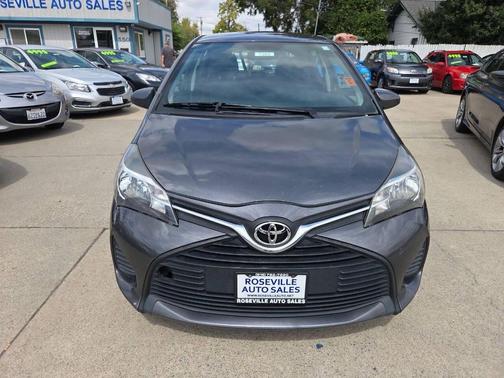 2015 Toyota Yaris L