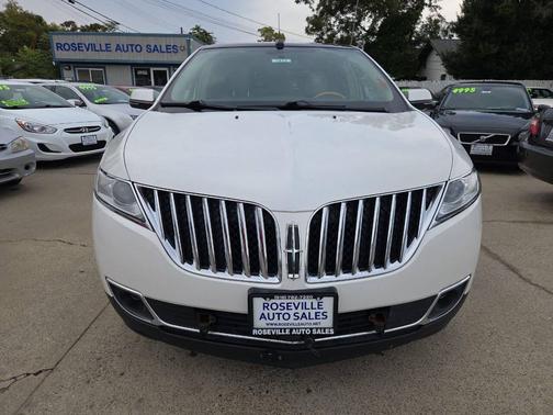 2014 Lincoln MKX Base