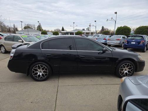 2006 Nissan Altima 3.5 SE