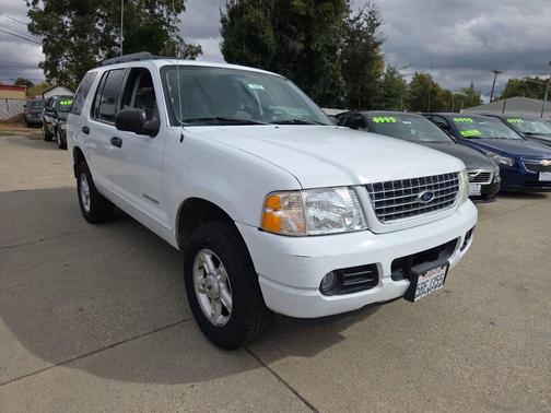2005 Ford Explorer XLT
