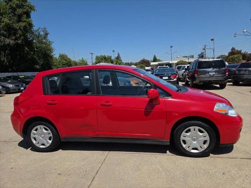 2012 Nissan Versa 1.8 S