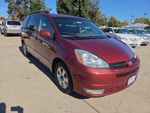 2005 Toyota Sienna XLE Limited