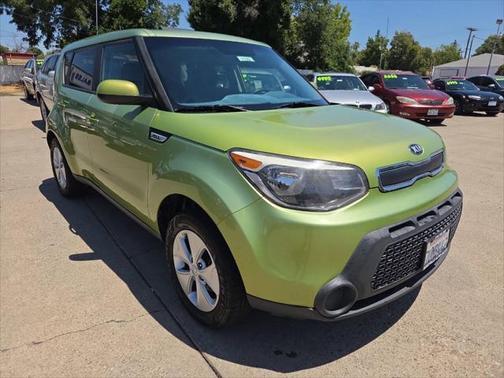 2016 Kia Soul Base