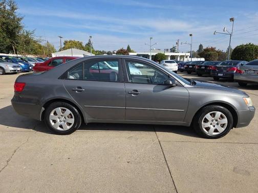 2010 Hyundai SONATA GLS
