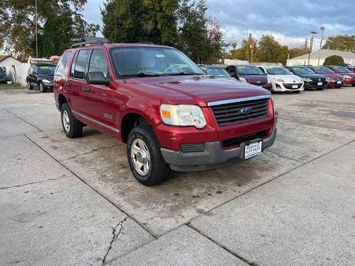 2006 Ford Explorer XLS