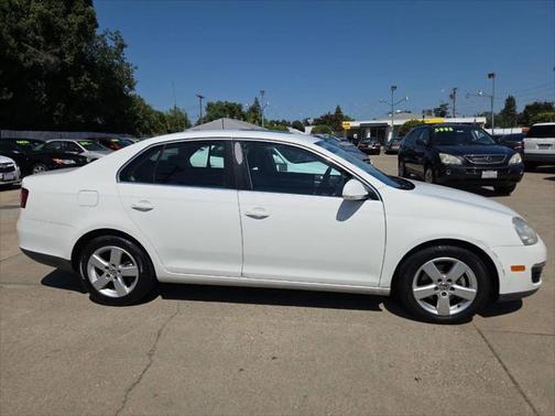 2009 Volkswagen Jetta 2.5 SE SportWagen