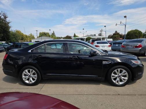 2012 Ford Taurus SEL