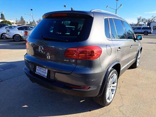 2012 Volkswagen Tiguan SEL