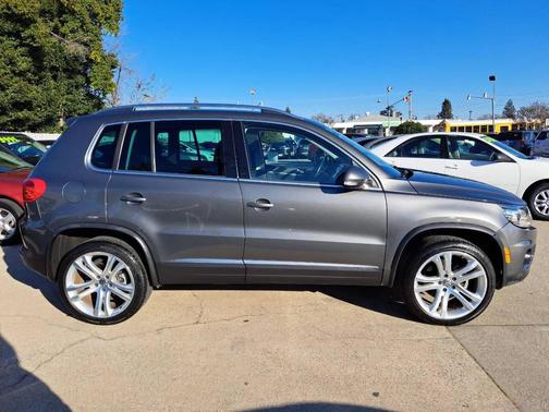 2012 Volkswagen Tiguan SEL