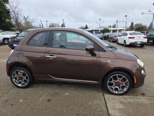 2013 FIAT 500 Sport