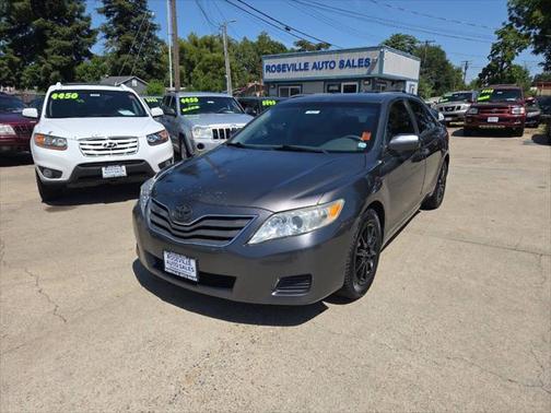 2010 Toyota Camry LE