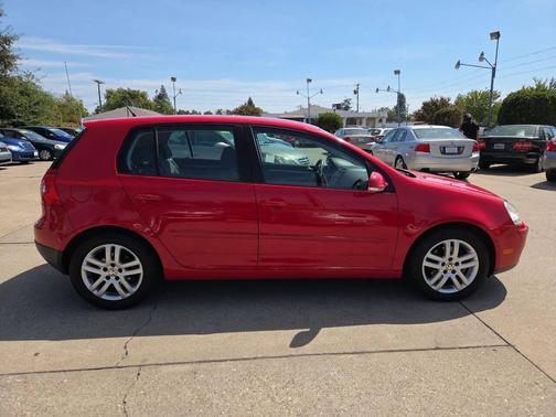 2008 Volkswagen Rabbit Base