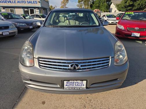 2004 INFINITI G35 Base