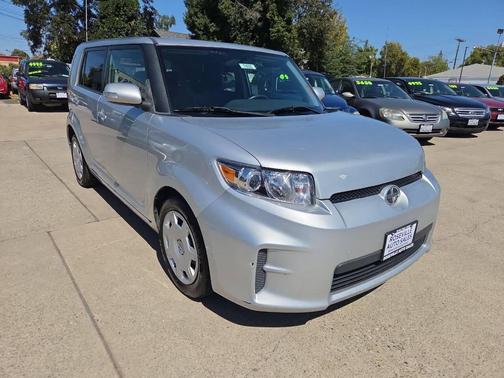2011 Scion xB Release Series 8.0