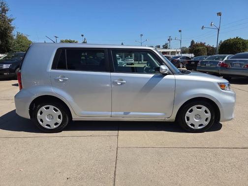 2011 Scion xB Release Series 8.0