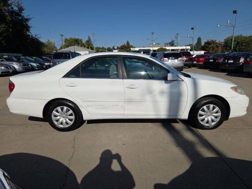 2006 Toyota Camry LE