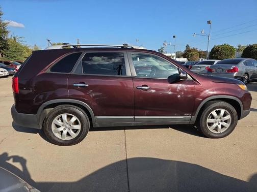 2012 Kia Sorento LX