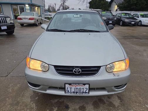 2002 Toyota Corolla LE