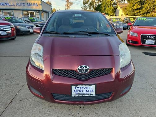 2010 Toyota Yaris Base