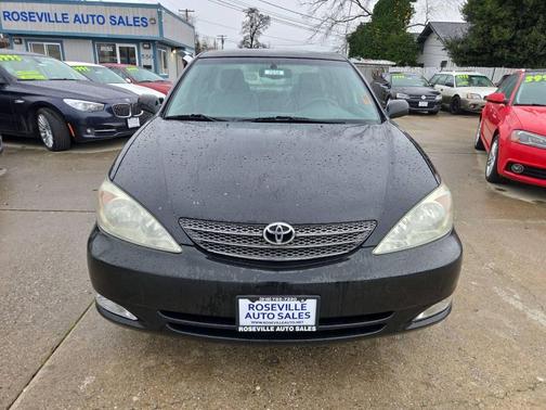 2004 Toyota Camry XLE
