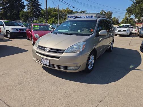 2005 Toyota Sienna XLE