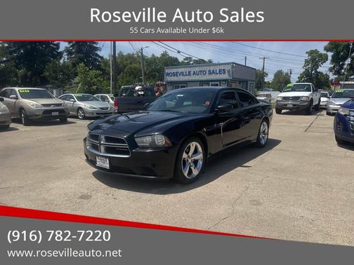 Pitch Black 2013 Dodge Charger SE