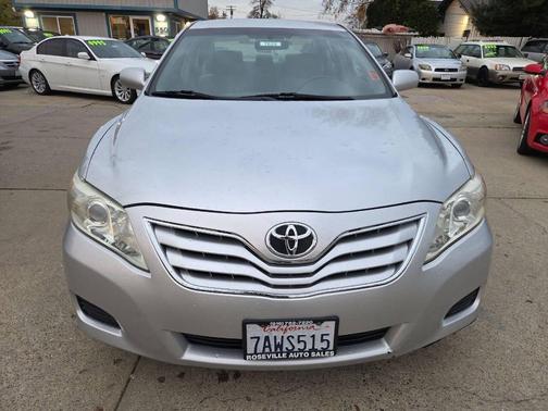 2010 Toyota Camry LE