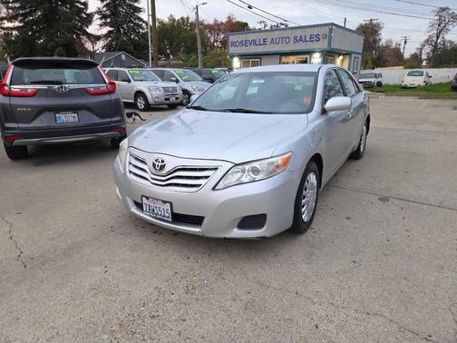 2010 Toyota Camry LE