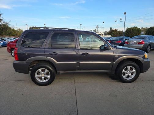 2006 Mazda Tribute s