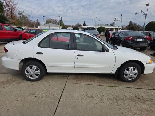 2002 Chevrolet Cavalier Base