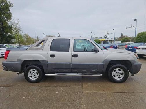 2005 Chevrolet Avalanche 1500 LS