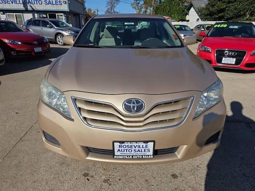 2010 Toyota Camry LE