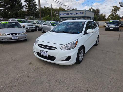 2016 Hyundai Accent SE