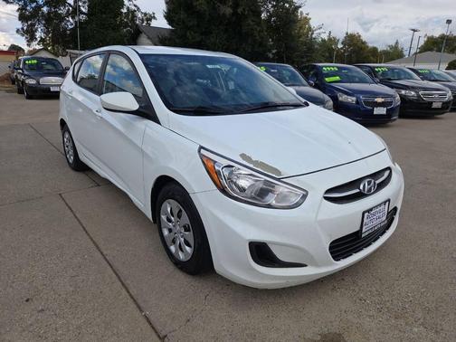 2016 Hyundai Accent SE