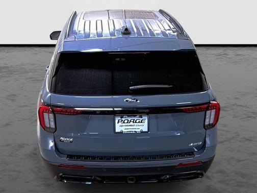 Vapor Blue Metallic 2025 Ford Explorer ST-Line