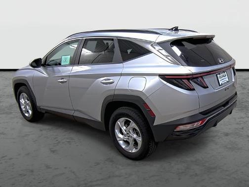 Shimmering Silver 2022 Hyundai TUCSON SEL