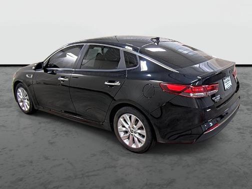 2018 Kia Optima S