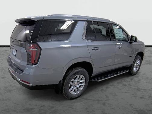 2025 Chevrolet Tahoe LS