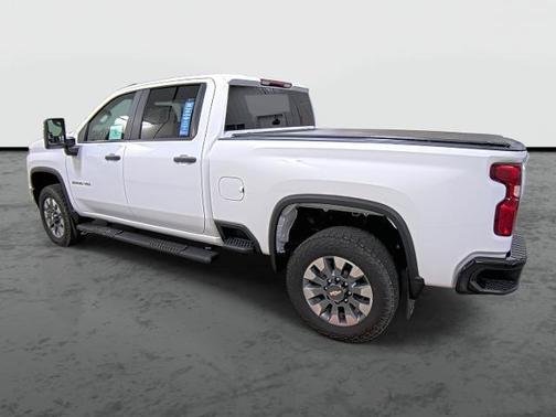 2022 Chevrolet Silverado 2500 Custom