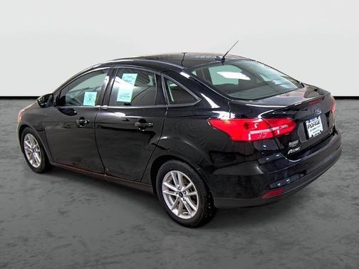 Shadow Black 2018 Ford Focus SE