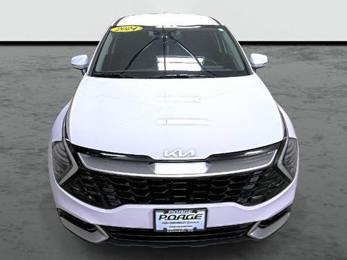 Glacial White Pearl 2024 Kia Sportage EX