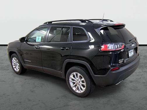 Diamond Black 2022 Jeep Cherokee Latitude Lux