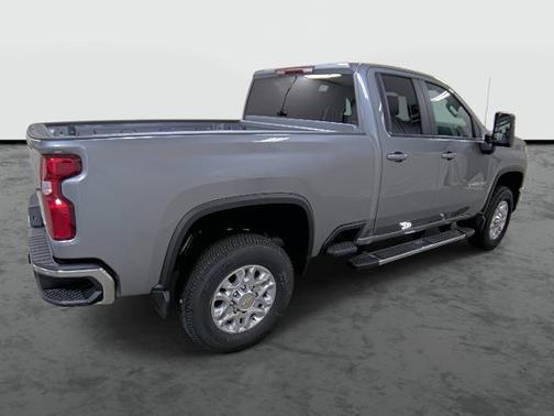 Sterling Gray Metallic 2026 Chevrolet Silverado 2500 LT