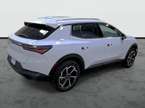 2026 Chevrolet Equinox EV LT 2